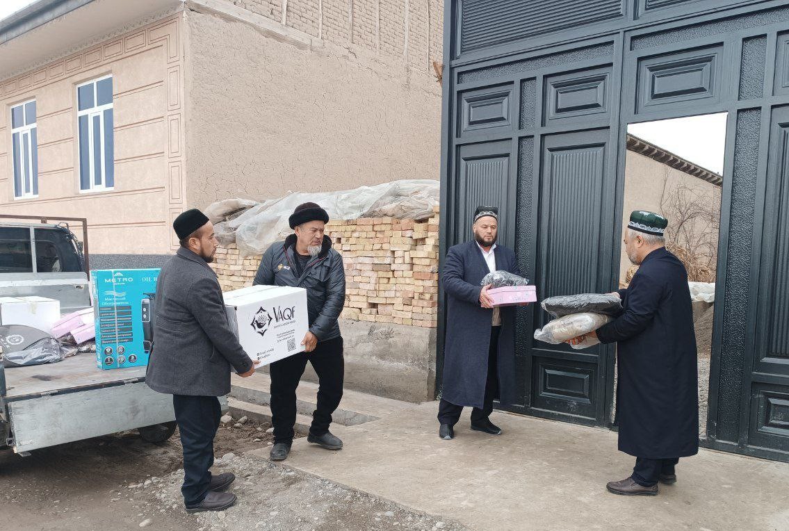 IMOM-XATIBLAR 60 TA EHTIYOJMAND OILAGA KIRIB BORDI