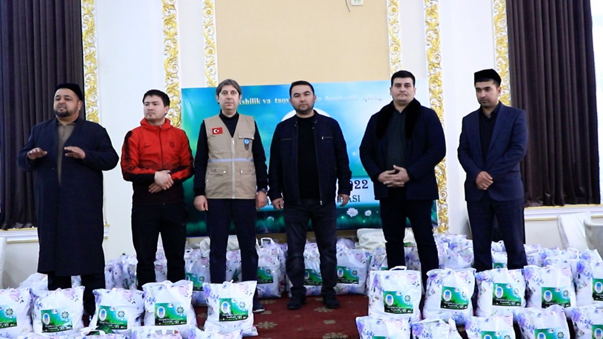 Xorazmda imkoniyati cheklanganlar uchun oziq-ovqatlar xayriya qilindi